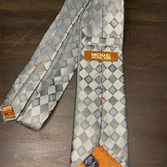 Michael Kors mens tie - Picture 2 of 3